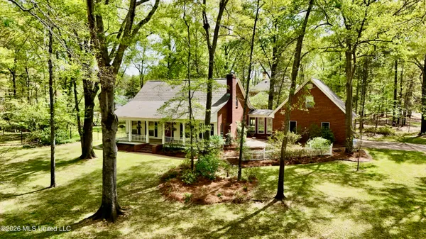 $379,900 | 10 Charleston Avenue, Clinton, MS 39056