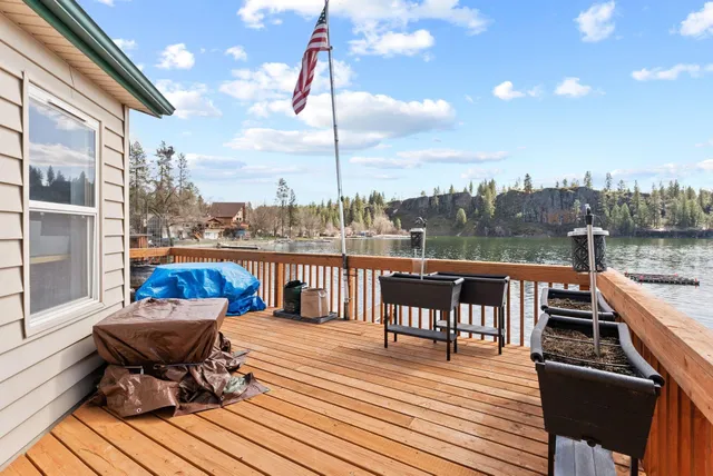 $249,999 | 18617 West Williams Lake Road, Unit 10, Cheney, WA 99004