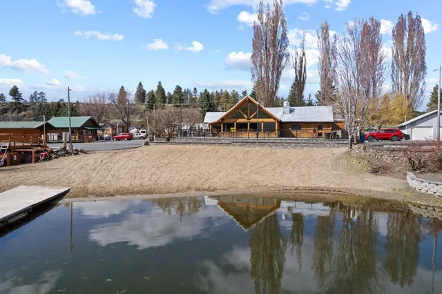 $249,999 | 18617 West Williams Lake Road, Unit 10, Cheney, WA 99004