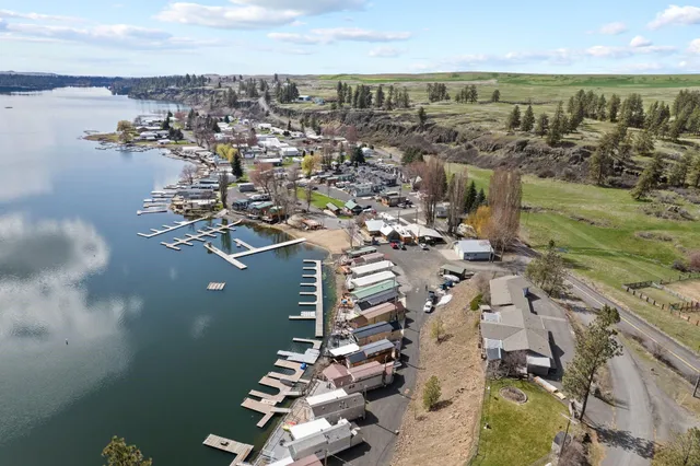 $249,999 | 18617 West Williams Lake Road, Unit 10, Cheney, WA 99004