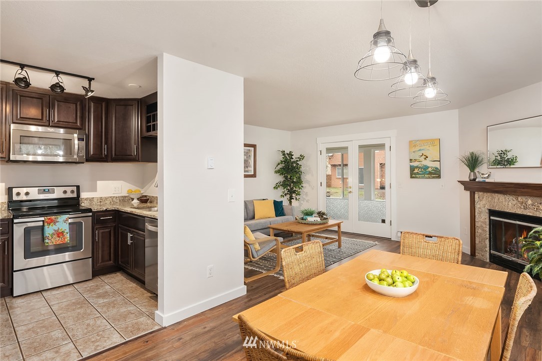 4116 Northeast 6th Place, Unit 3B Renton, WA 98059 - Photo 13 of 26 Gallery Image 13
