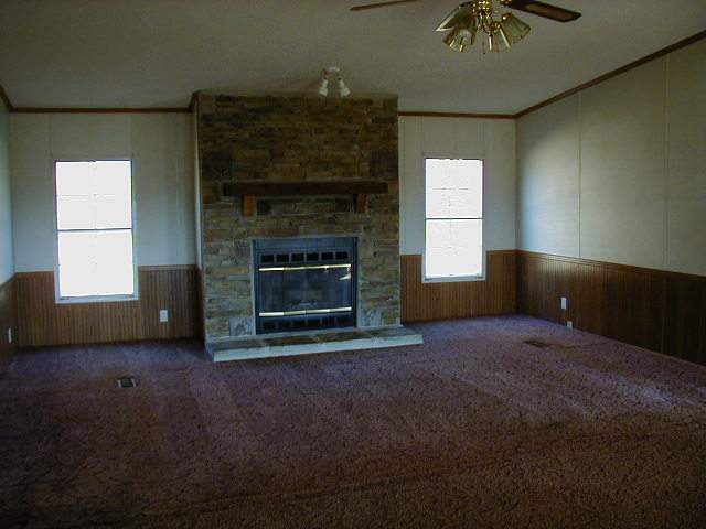 182 Freeman Bridge Road Marietta, SC 29661 - Photo 2 of 4