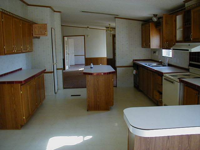 182 Freeman Bridge Road Marietta, SC 29661 - Photo 3 of 4