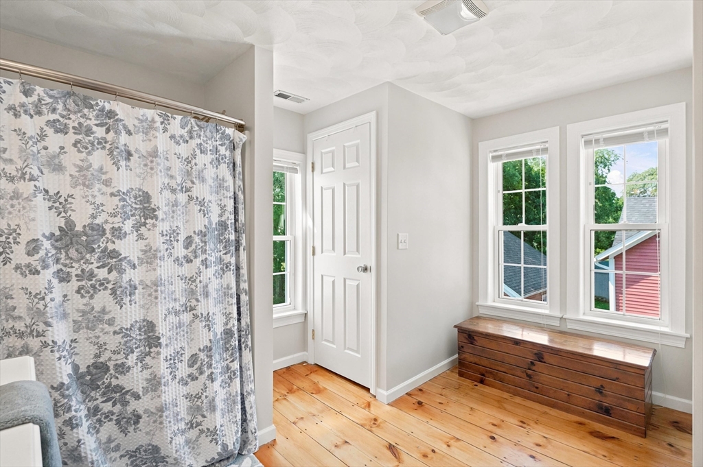 998 Boston Road Haverhill, MA 01835 - Photo 21 of 42