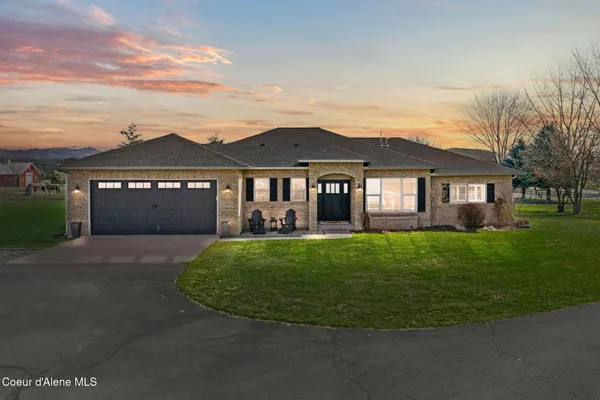 $1,295,500 | 2069 West Diamond Bar Road, Rathdrum, ID 83858