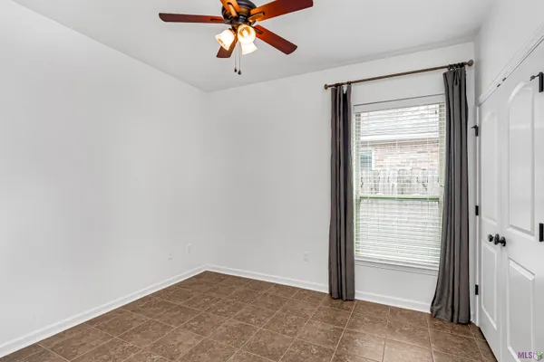 $2,300 | 8645 Abertay Avenue, Baton Rouge, LA 70820