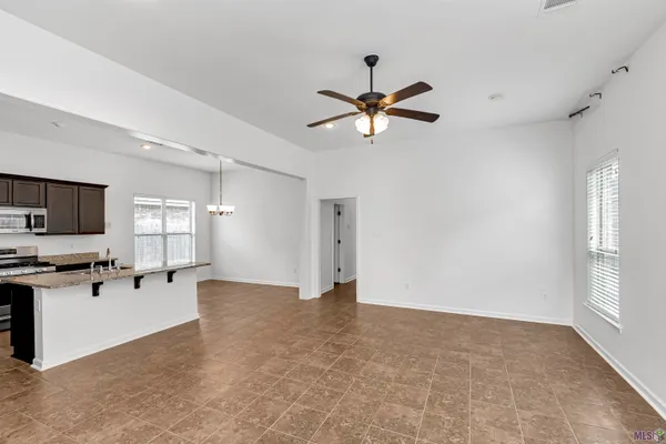 $2,300 | 8645 Abertay Avenue, Baton Rouge, LA 70820