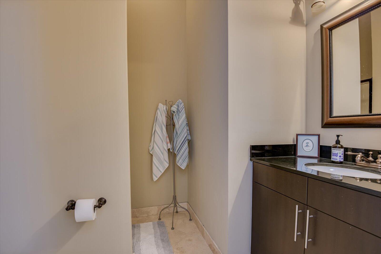 936 Broad Street, Unit 416 Augusta, GA 30901 - Photo 28 of 30 28-123-DSC_4138LRenfused