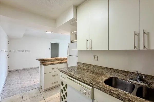 $1,850 | 4803 Northwest 7th Street, Unit 10514, Miami, FL 33126