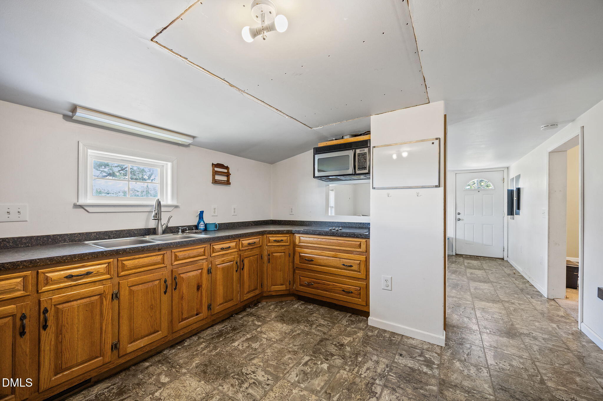 754 5 Points Road Benson, NC 27504 - Photo 28 of 28 26-web-or-mls-IMG_1517