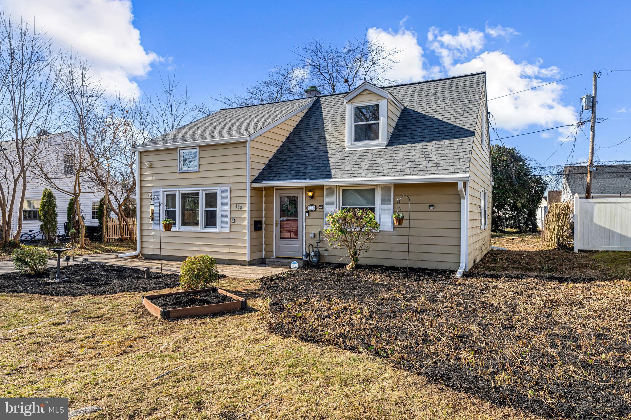 438 Newton Road Hatboro, PA 19040 - Photo 2 of 28 Gallery Image 2