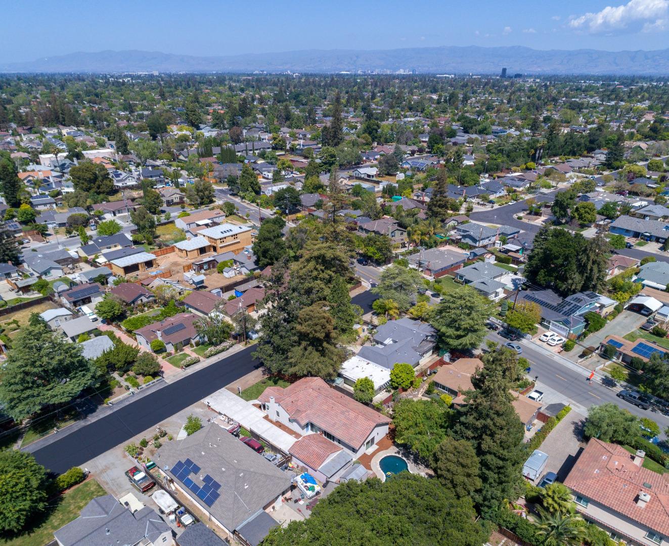 1286 Munro Avenue Campbell, CA 95008 - Photo 2 of 26