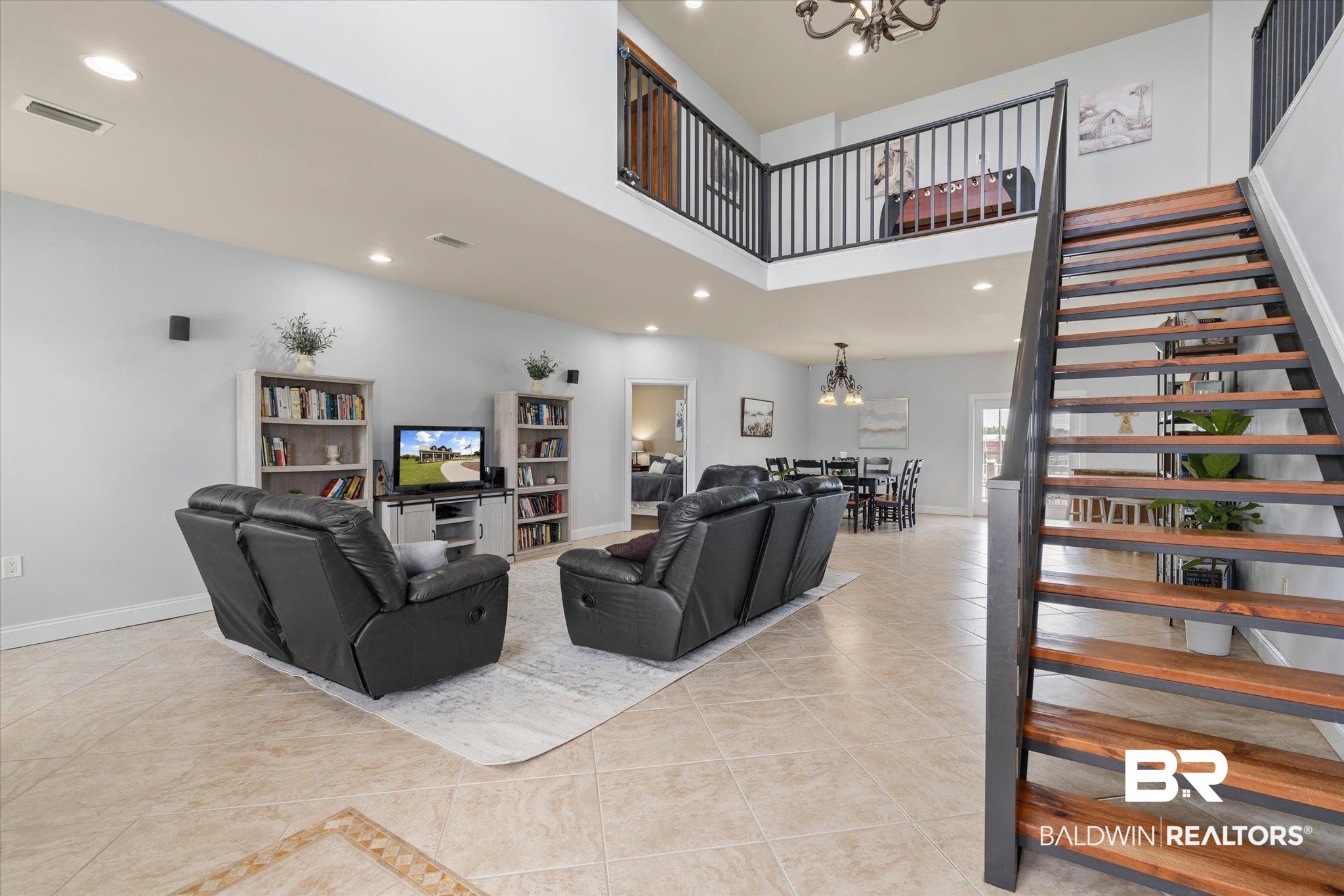 26513 County Road 32 Elberta, AL 36530 - Photo 17 of 47 Staircase to Level 2