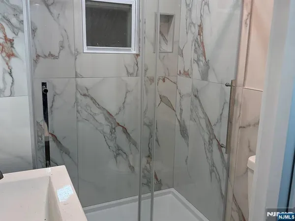 $2,650 | 269 Desoto Place, Fairview, NJ 07022