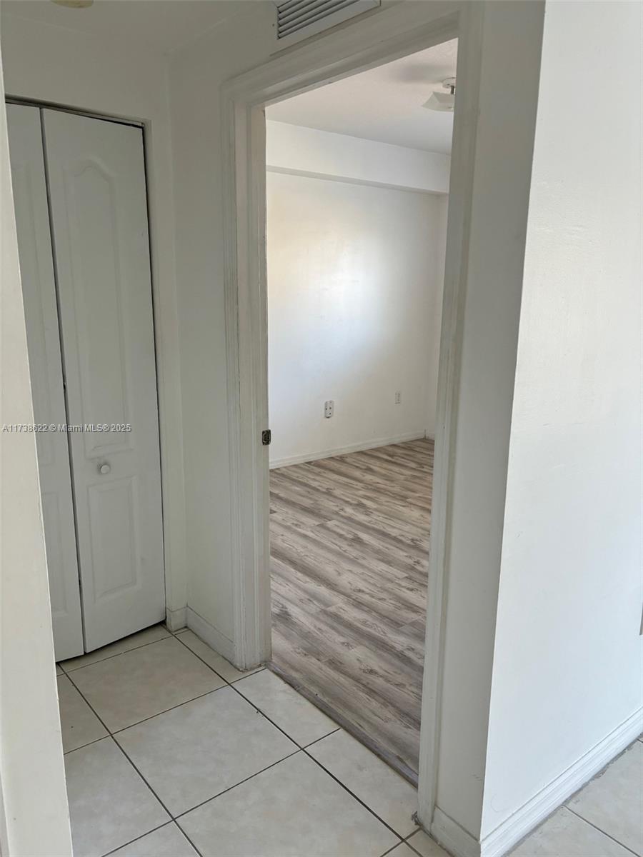 West Flagler Miami, FL 33125 - Photo 6 of 11