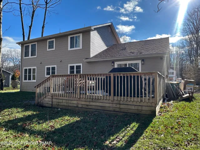 $460,000 | 5186 Hummingbird Drive, Pocono Summit, PA 18346