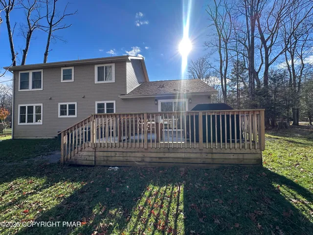 $460,000 | 5186 Hummingbird Drive, Pocono Summit, PA 18346