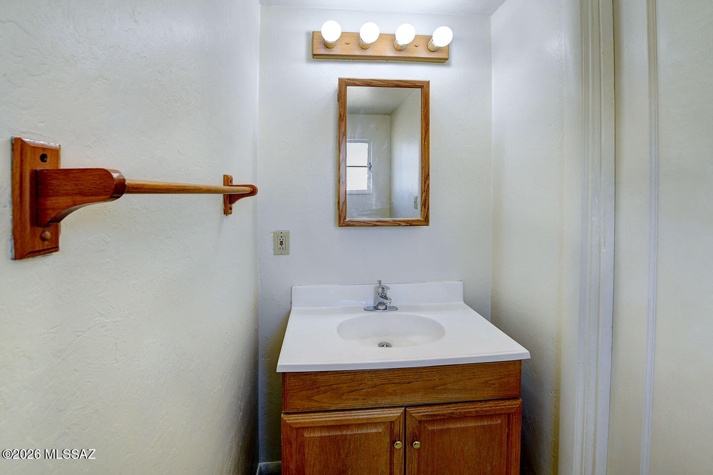 1009 East Halcyon Road Tucson, AZ 85719 - Photo 44 of 48 DSC_2587A