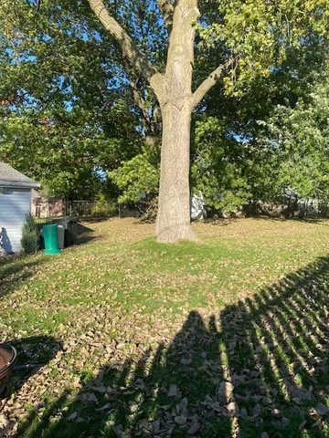 $319,900 | 49 North Shaddle Avenue, Mundelein, IL 60060