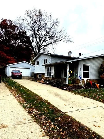 $314,900 | 49 North Shaddle Avenue, Mundelein, IL 60060