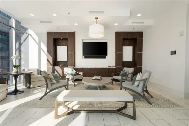 $2,650,000 | 1065 Peachtree Street Northeast, Unit 3604, Atlanta, GA 30309