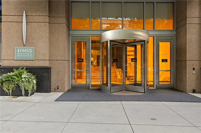 $2,650,000 | 1065 Peachtree Street Northeast, Unit 3604, Atlanta, GA 30309