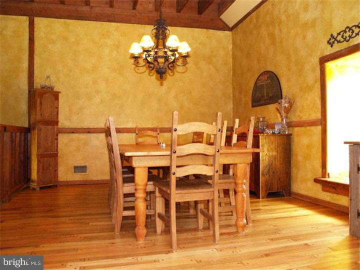 866 Frank Road West Chester, PA 19380 - Photo 8 of 20 Dining Room