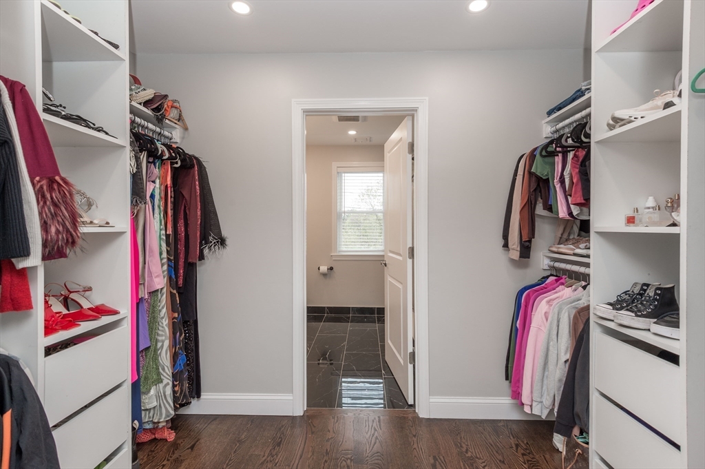48 MacArthur Road Stoneham, MA 02180 - Photo 13 of 33