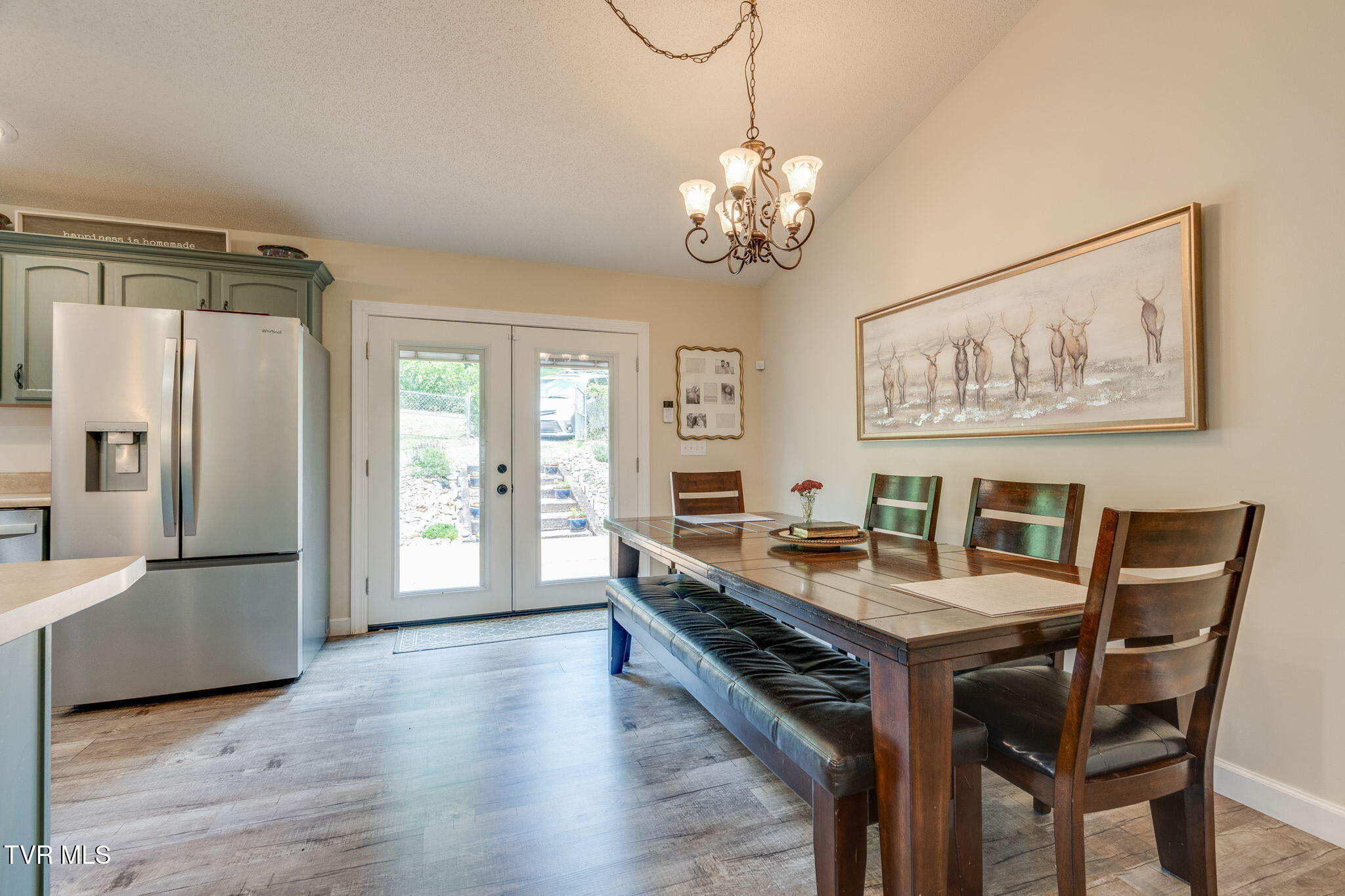 2937 Forest View Road Kingsport, TN 37660 - Photo 6 of 52 010