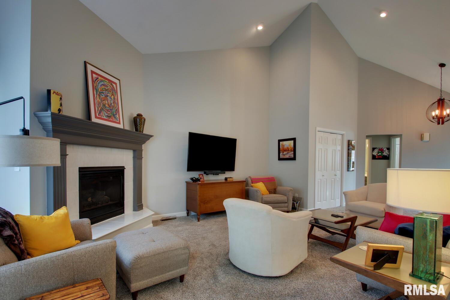 721 Eagle Trace Quincy, IL 62305 - Photo 12 of 15