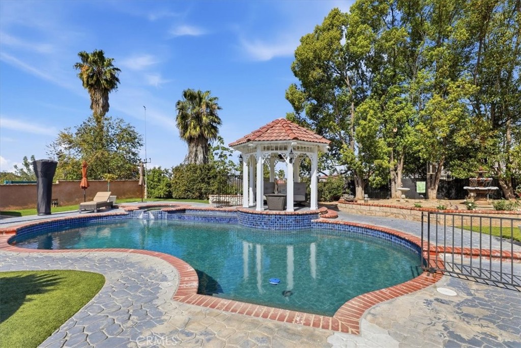 1210 Versailles Circle Riverside, CA 92506 - Photo 58 of 75