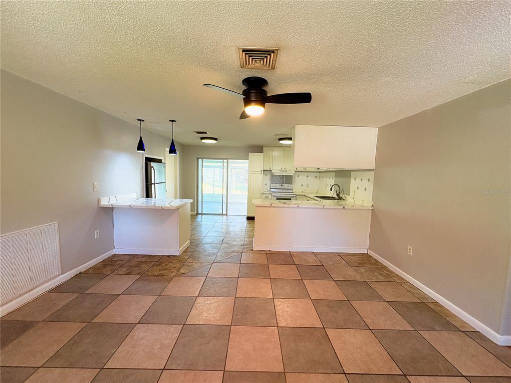 11333 Walsingham Road Largo, FL 33778 - Photo 2 of 34