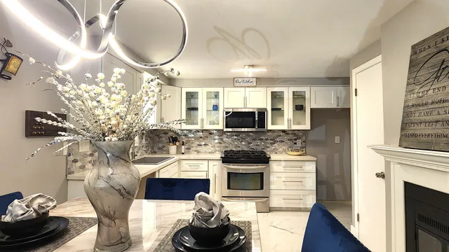 $589,900 | 13975 West Lisbon Road, Brookfield, WI 53005