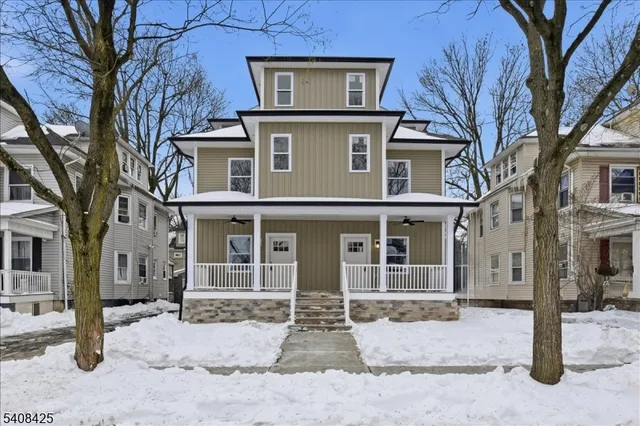 $899,000 | 16 White Terrace, Newark, NJ 07108