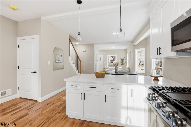 16 White Terrace Newark, NJ 07108 - Photo 10 of 28