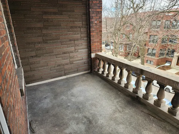 $1,975 | 5959 North Magnolia Avenue, Unit 3, Chicago, IL 60660