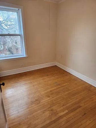 $1,975 | 5959 North Magnolia Avenue, Unit 3, Chicago, IL 60660