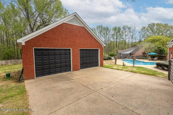 $559,500 | 5460 Wedgewood Drive, Olive Branch, MS 38654