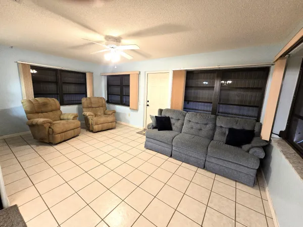 $349,999 | 2907 Southeast 21st Court, Okeechobee, FL 34974