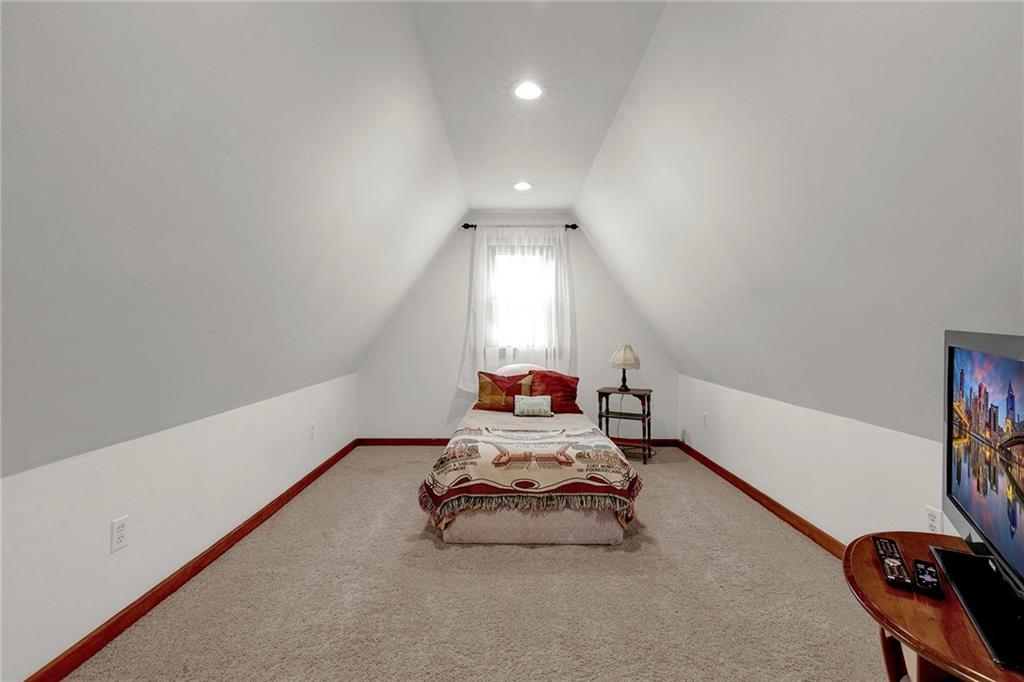 1400 Market Street Beaver, PA 15009 - Photo 14 of 23 a room with furniture and white walls
