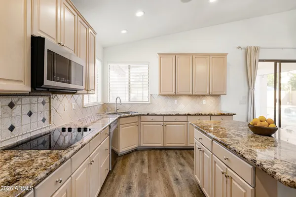 $745,000 | 7042 West Morning Dove Drive, Glendale, AZ 85308