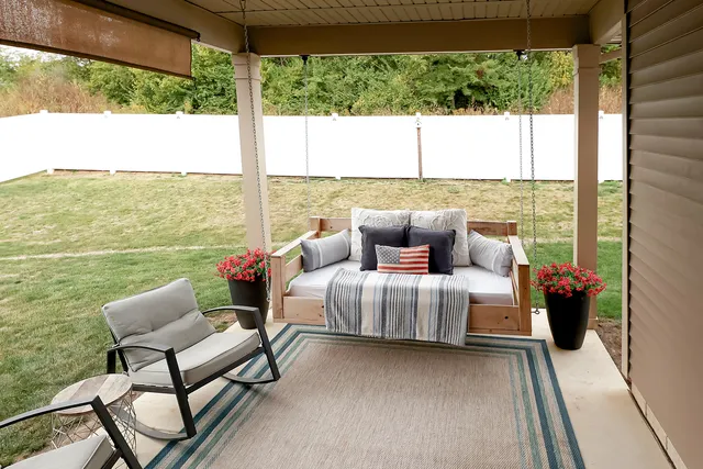 $430,000 | 406 Raef Road, Downs, IL 61736