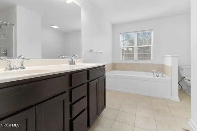 $3,000 | 4 Oldham Place, Wilton, NY 12831