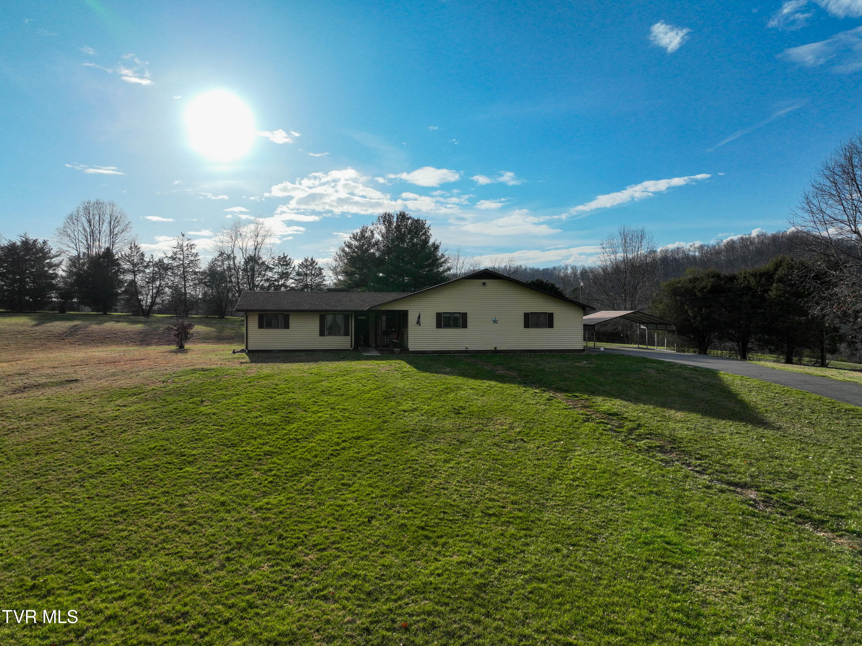 805 Clairmont Road Johnson City, TN 37601 - Photo 41 of 66 308 Clairmont Drone WHITE-2
