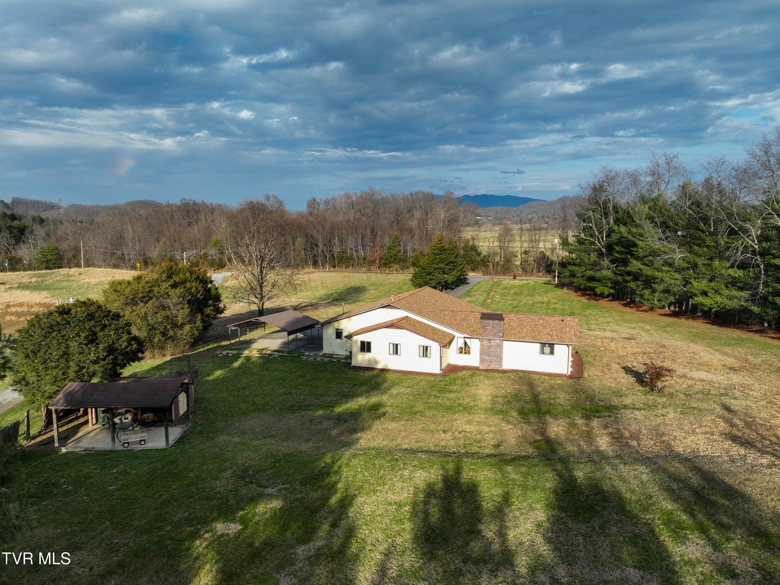 805 Clairmont Road Johnson City, TN 37601 - Photo 43 of 66 308 Clairmont Drone WHITE-4