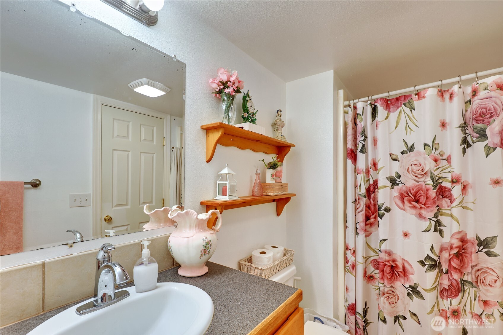 2120 Northeast Edwin Court Poulsbo, WA 98370 - Photo 11 of 25