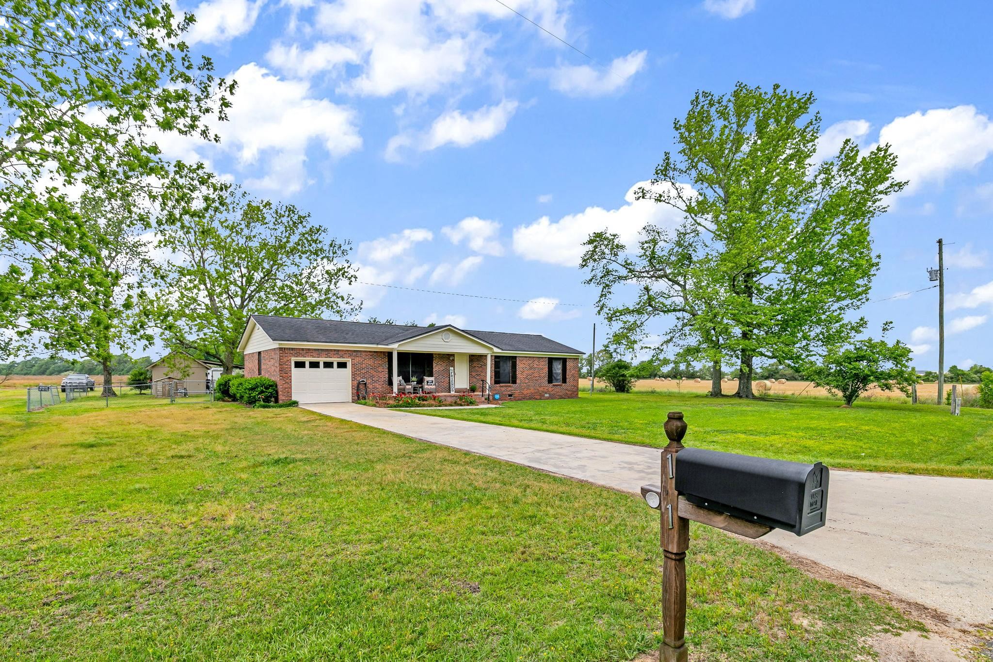 1712 Curtis Road Atmore, AL 36502 - Photo 4 of 42