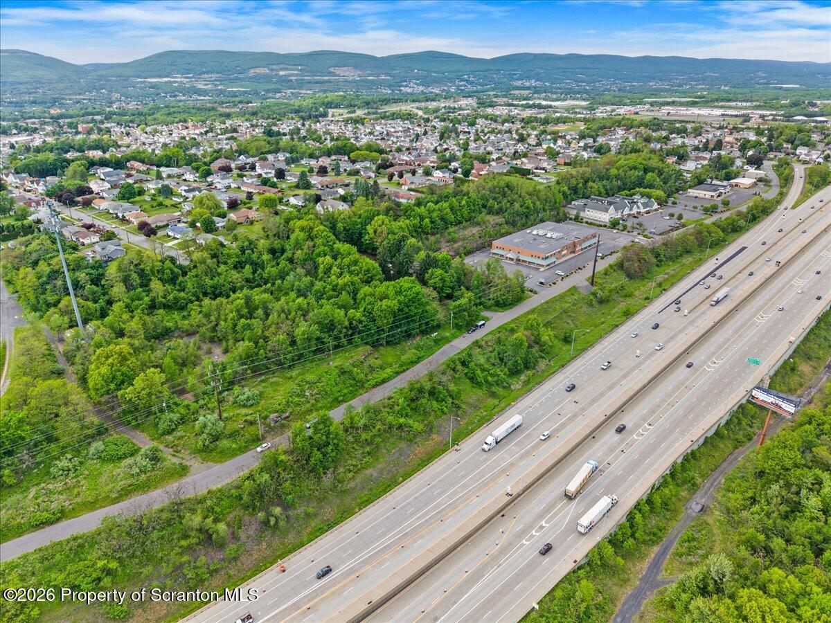 03-DJI_20260529174707_0270_D