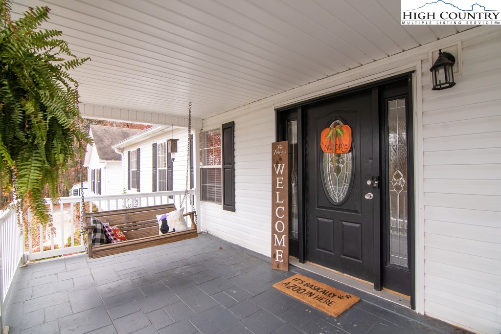 8877 Glade Valley Road Ennice, NC 28623 - Photo 3 of 49 a view of an outdoor space