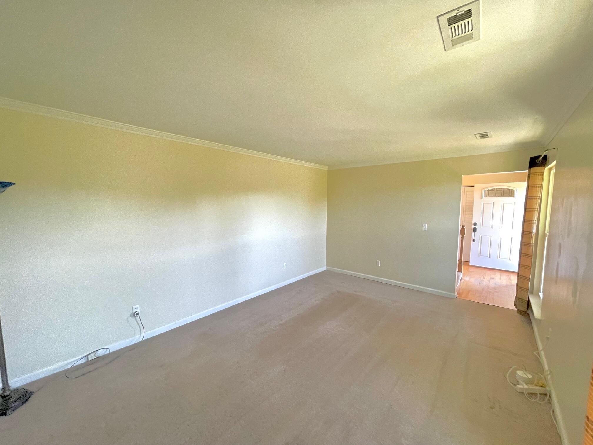 7901 Standifer Gap Road Chattanooga, TN 37421 - Photo 3 of 19 living room